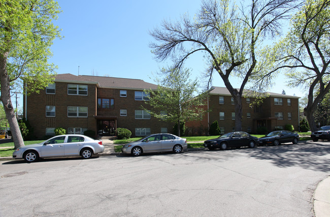 Huntington Ave Apartments in St. Louis Park, MN - Building Photo - Building Photo