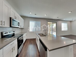 4832 Blushing Star St in North Las Vegas, NV - Building Photo - Building Photo