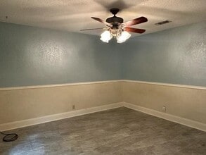 608 Dogwood St in Lake Jackson, TX - Building Photo - Building Photo