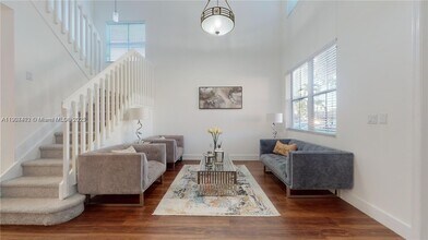 13868 SW 38th Terrace in Miami, FL - Building Photo - Building Photo