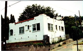 1915 Berkeley Ave in Los Angeles, CA - Building Photo