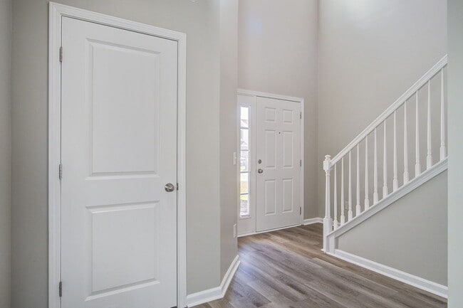 459 Whispering Breeze Ln in Summerville, SC - Building Photo - Building Photo