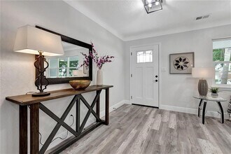 6660 17th Ln N in St. Petersburg, FL - Building Photo - Building Photo