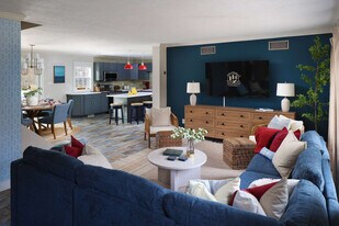 331 June Ln in Muskegon, MI - Building Photo