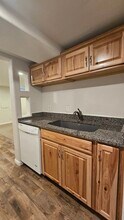 512 E 5900 S in Murray, UT - Foto de edificio - Building Photo