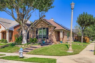 5452 Buckskin Dr in The Colony, TX - Building Photo