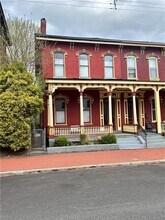 1108 Sheffield St in Pittsburgh, PA - Building Photo - Building Photo