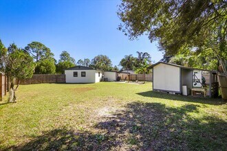 3506 Claridge Rd E in Jacksonville, FL - Building Photo - Building Photo