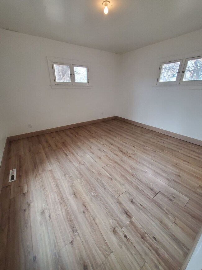 2873-2875-2875 N 26th St in Milwaukee, WI - Building Photo - Building Photo