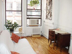 169 Mercer St in New York, NY - Building Photo - Building Photo