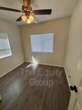 1134 Van Dorsten Ave in Corcoran, CA - Building Photo - Building Photo