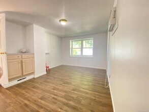 19 Dartmouth Ln in Danbury, CT - Building Photo - Building Photo