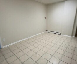 79 Jackson St, Unit 36A in Newark, NJ - Foto de edificio - Building Photo