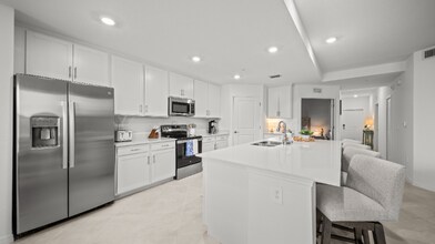 14221 Heritage Landing Blvd in Punta Gorda, FL - Building Photo - Building Photo