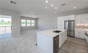 311 Newton in Lake Forest, CA - Building Photo - Building Photo