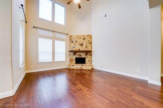 10125 Waterstone Way in McKinney, TX - Foto de edificio - Building Photo