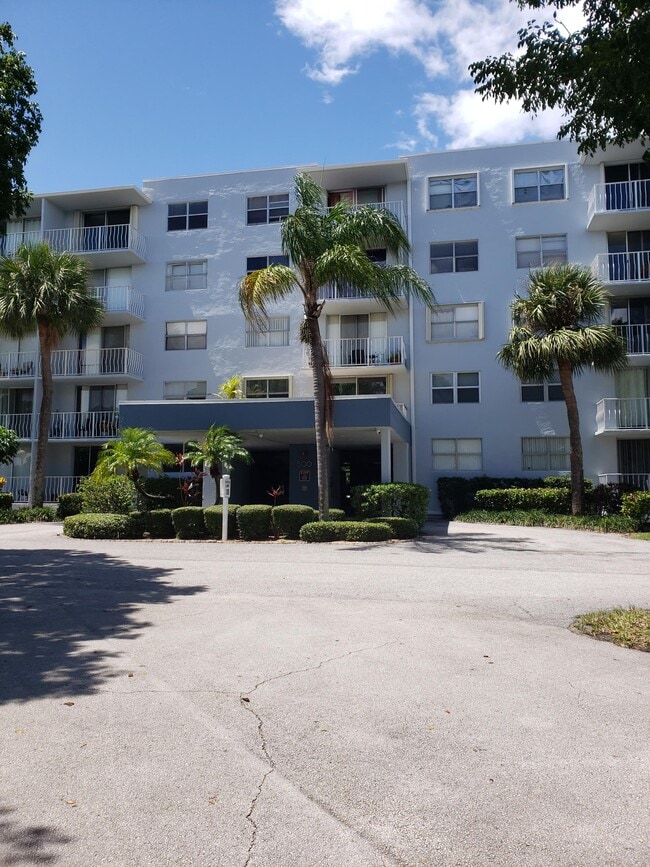 property at 500 Executive Center Dr