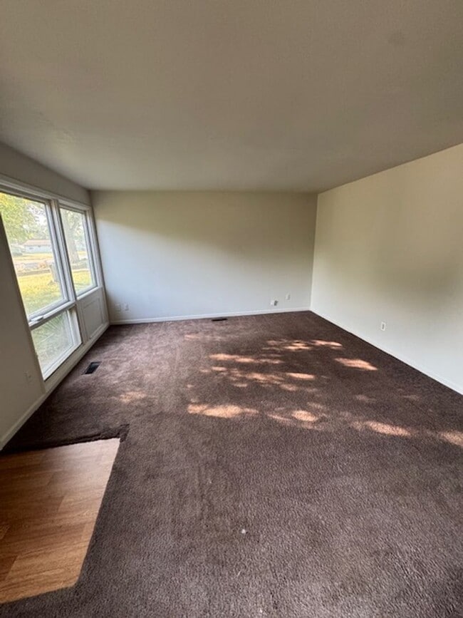 2602 Darlene Ct in Fort Wayne, IN - Building Photo - Building Photo