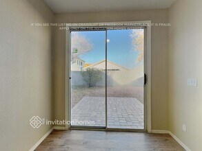 8840 Crooked Shell Ave in Las Vegas, NV - Building Photo - Building Photo