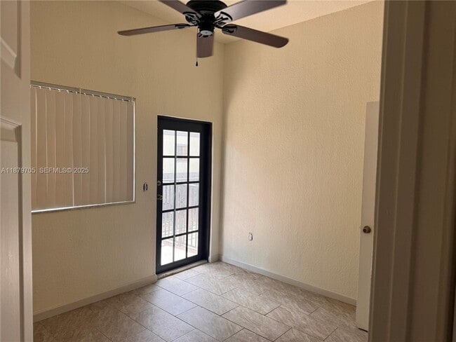 property at 2851 Riverside Dr