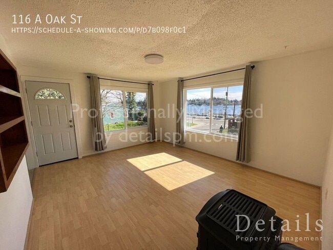 116 Oak St in Bremerton, WA - Building Photo - Building Photo