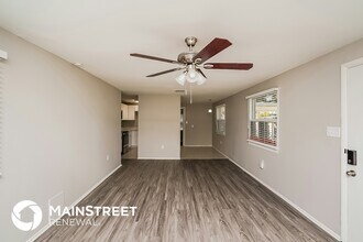 10246 108th Ave N in Largo, FL - Building Photo - Building Photo