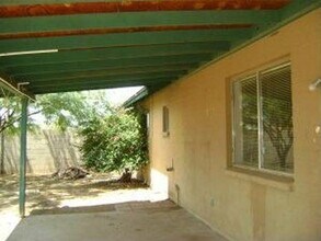 9221 W Gary Rd in Peoria, AZ - Building Photo - Building Photo