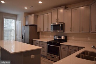 2915 Osprey Way in Frederick, MD - Building Photo - Building Photo