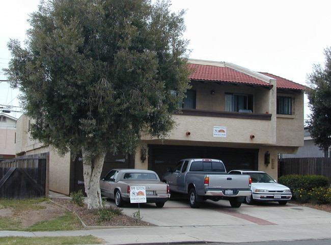 4465 Altadena in San Diego, CA - Building Photo - Building Photo