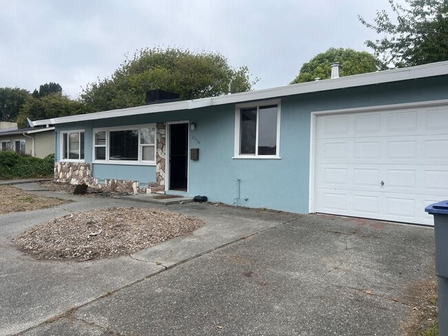 property at 2550 Alliance Rd