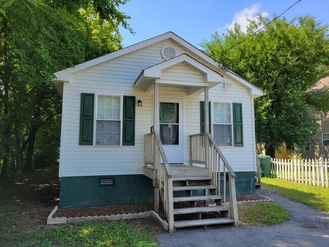 409 Hunter St in Suffolk, VA - Building Photo - Building Photo