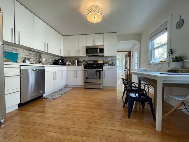 23 Clyde Terrace in Arlington, MA - Building Photo - Building Photo