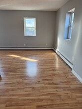 70 Main St in Thomaston, CT - Building Photo - Building Photo