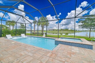 20121 Napa Loop in Estero, FL - Building Photo - Building Photo