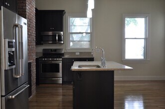 34 Juniper St in Boston, MA - Building Photo - Building Photo