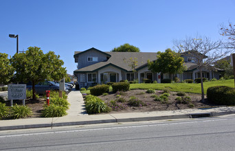 Sunshine Village Apartments in Santa Cruz, CA - Building Photo - Building Photo