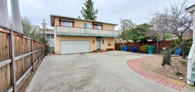 1116 Peach St in San Luis Obispo, CA - Building Photo - Building Photo