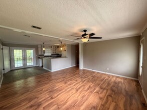 165 Marshall Cir in Guntersville, AL - Building Photo - Building Photo