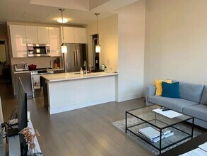 120 Portland St in Boston, MA - Building Photo - Building Photo