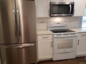 87 Mountain View Ct in Millbrook, AL - Building Photo - Building Photo