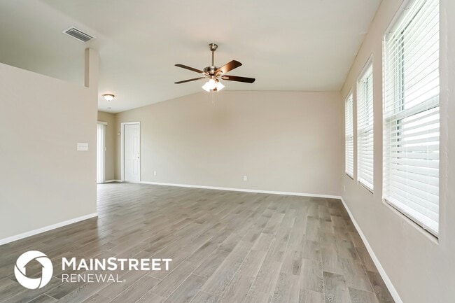 1421 NE 18th Ave in Cape Coral, FL - Building Photo - Building Photo