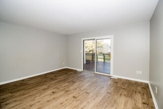1205 Canyon View Rd in Northfield, OH - Building Photo - Building Photo