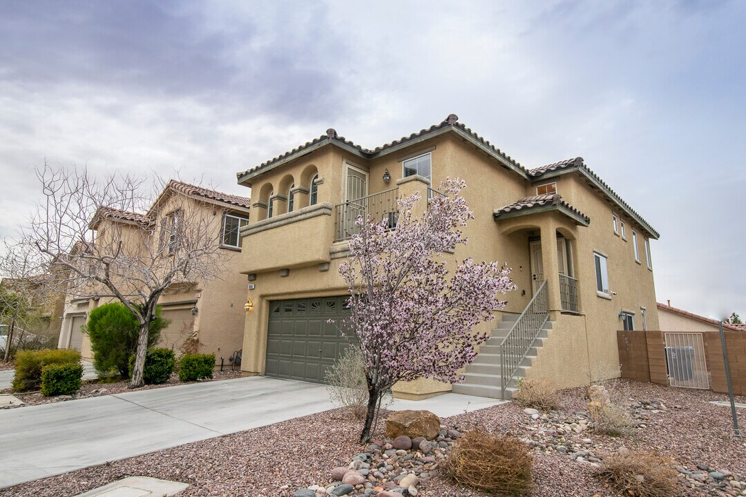 3046 Majella Ave in Las Vegas, NV - Building Photo