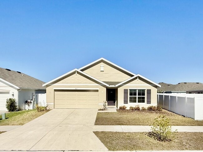 property at 822 18th Ave SE