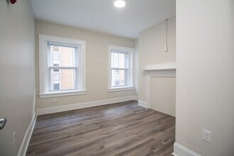 18 Walnut St-Unit -3 in Worcester, MA - Building Photo - Building Photo