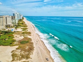 5450 N Ocean Blvd-Unit -45-L in Lauderdale-by-the-Sea, FL - Building Photo - Building Photo