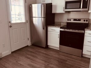 9 America St in Waterbury, CT - Building Photo - Building Photo