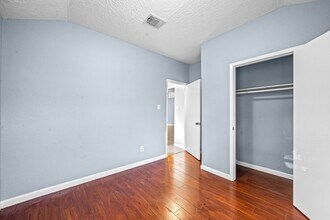 11059 Landsbury Cir in Houston, TX - Building Photo - Building Photo