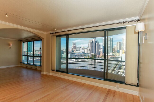 300 3rd St in San Francisco, CA - Building Photo - Building Photo