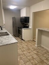 205 Stull Ct, Unit A in East Wenatchee, WA - Building Photo - Building Photo